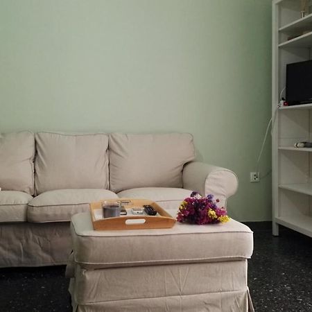 Paris Spacious Beach Apartment Loutráki Zewnętrze zdjęcie