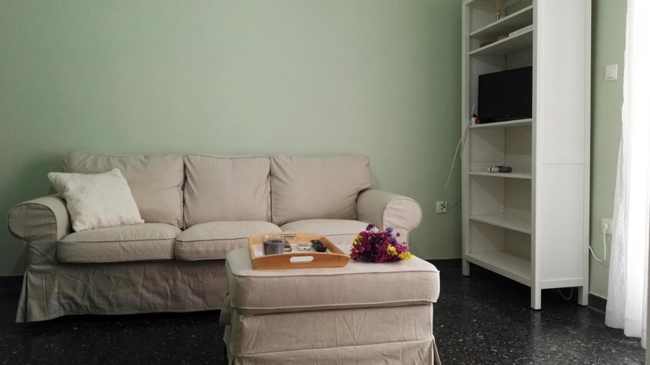 Paris Spacious Beach Apartment Loutráki Zewnętrze zdjęcie