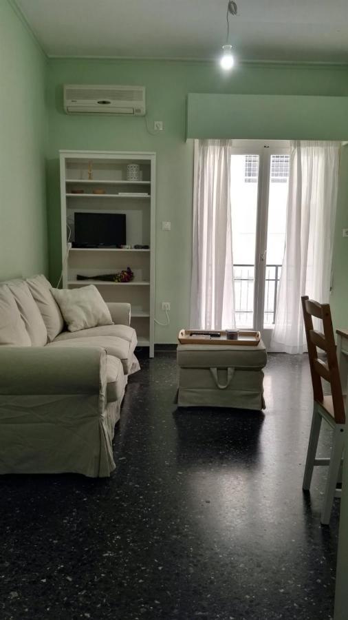 Paris Spacious Beach Apartment Loutráki Zewnętrze zdjęcie